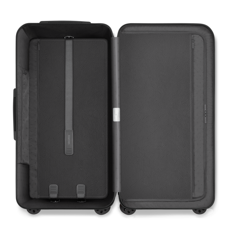 Maleta Rimowa Essential Trunk Plus Negras | 5IMdxgdUwXh